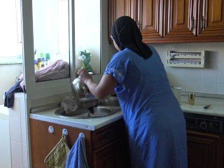 شاهد سكس في مستشفى من الطين مع الممرضة Pregnant Arab Wife Fast Creampie In Kitchen - فيلم ليك